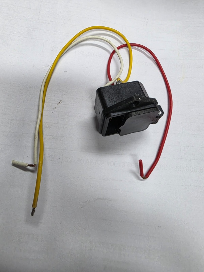 CONECTOR DE RECARGA PL-18B