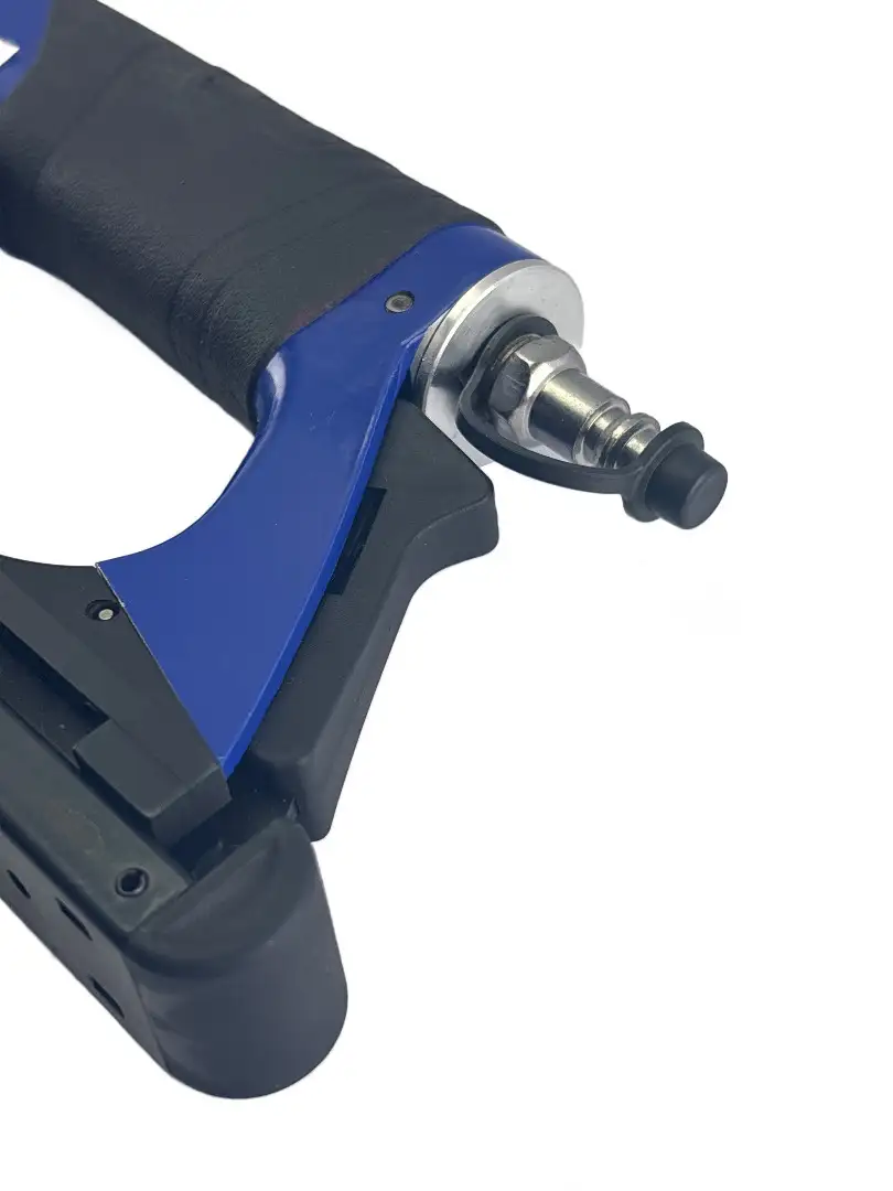 Grampeador PRO-602  80/16 grampo 6 a 16mm capac. 100 grampos PDR