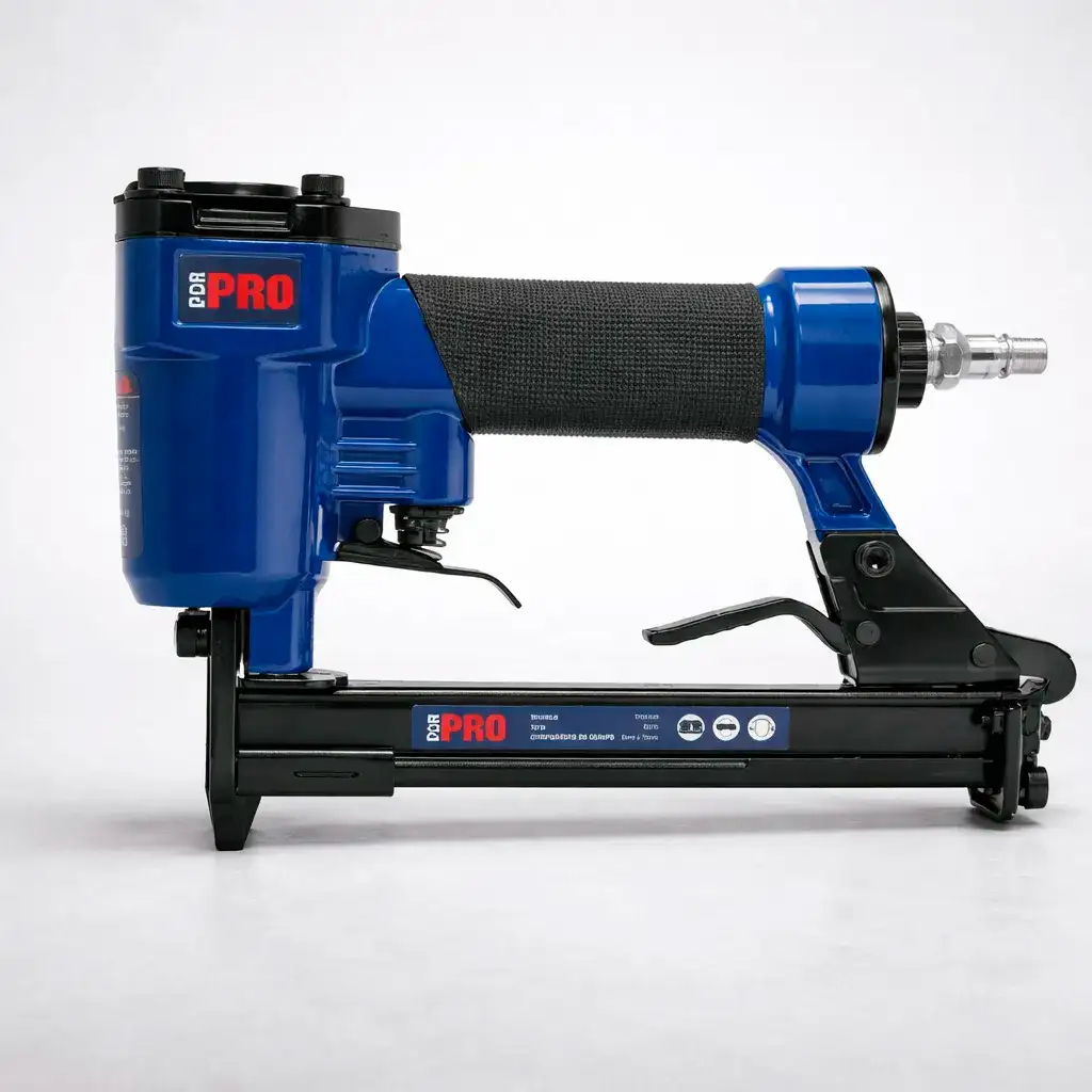 Grampeador PRO-600S 80/16 grampo 6 a 16mm 100 grampos s/ maleta PDR